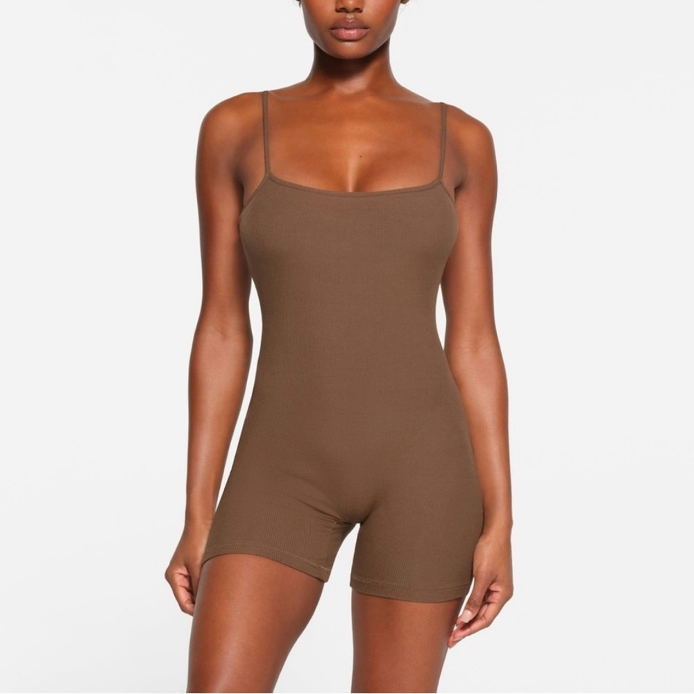 Skims Revolve Soft Lounge Ribbed Romper Jumper Jumpsuit Onesie Brown Large